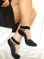 Sleek Pink Roses Ankle Sheer Socks - Global Trendz Fashion®