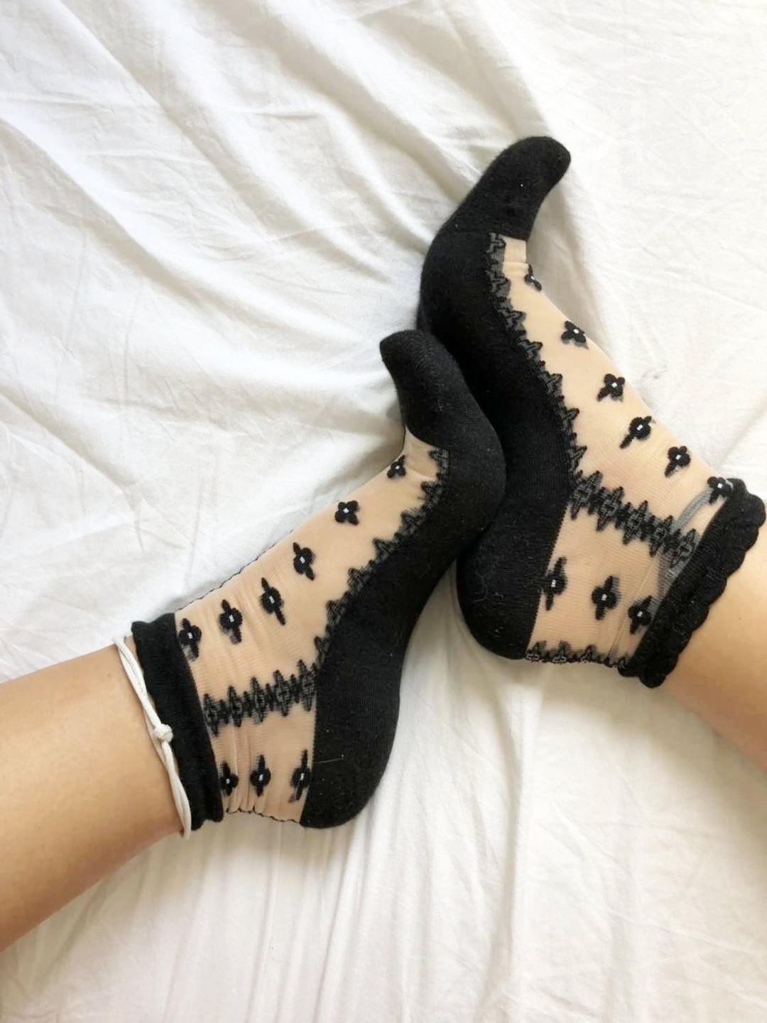 Various Black Designed Sheer Socks (Pack of 4 Pairs) - Global Trendz Fashion®
