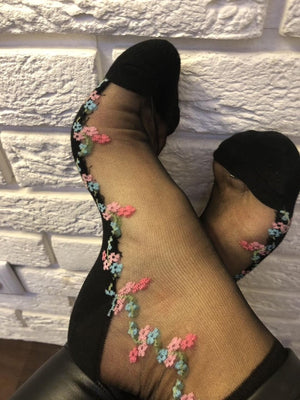 Curved Flowers Sheer Socks - Global Trendz Fashion®