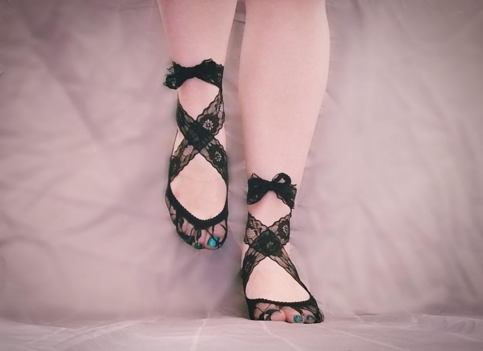 Raven Ankle Mesh Socks With long strap - Global Trendz Fashion®