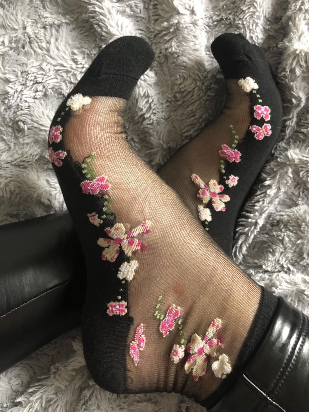 Summer Flowers Sheer Socks - Global Trendz Fashion®